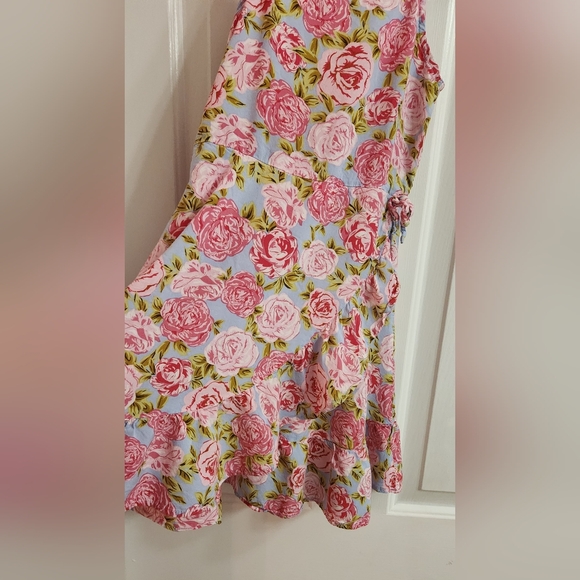 Wrap, dress floral Ruffled hem spaghetti straps - Picture 2 of 5